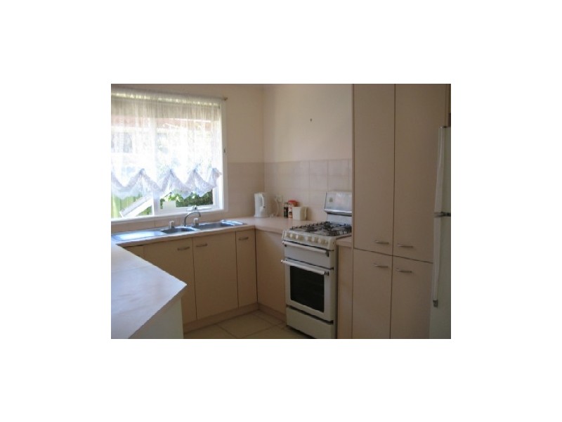 25 Michelle Drive, Hastings VIC 3915