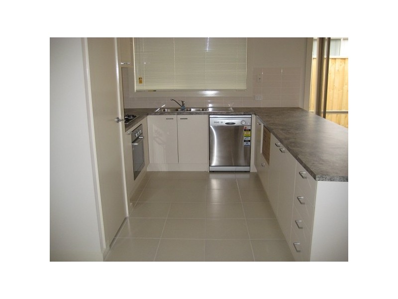 21 James Hird Drive, Hastings VIC 3915