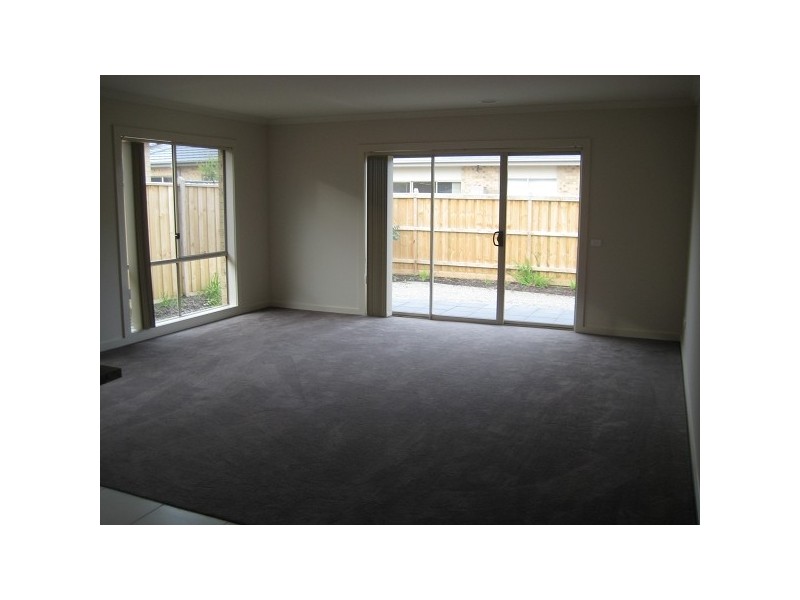 21 James Hird Drive, Hastings VIC 3915