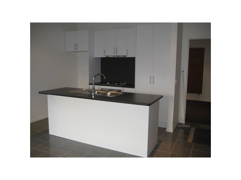 2/32 Cosmos Street, Dromana VIC 3936