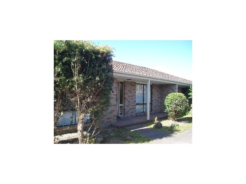 3/2 Simon Street, Hastings VIC 3915