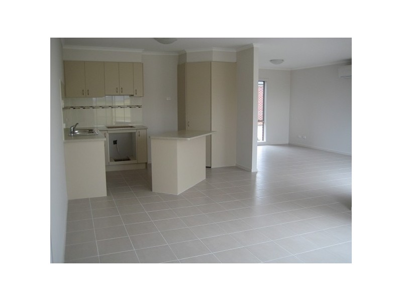 4/4-5 Jamie Court, Hastings VIC 3915