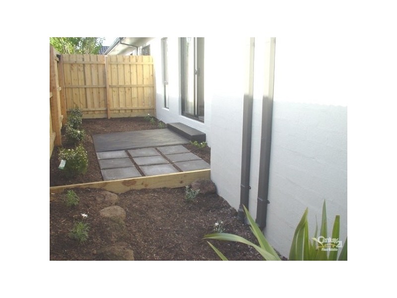 3/17-19 Douglas Street, Hastings VIC 3915