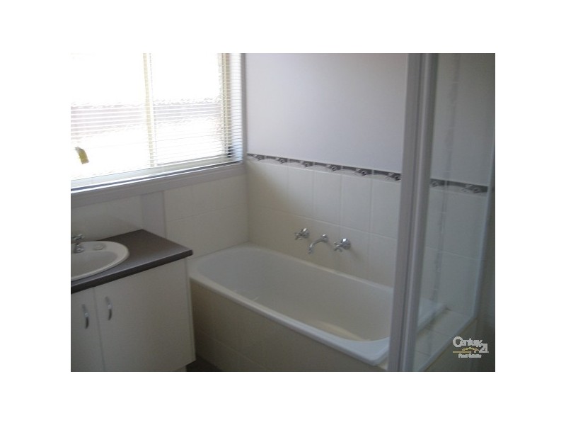 24 Victor Drive, Hastings VIC 3915