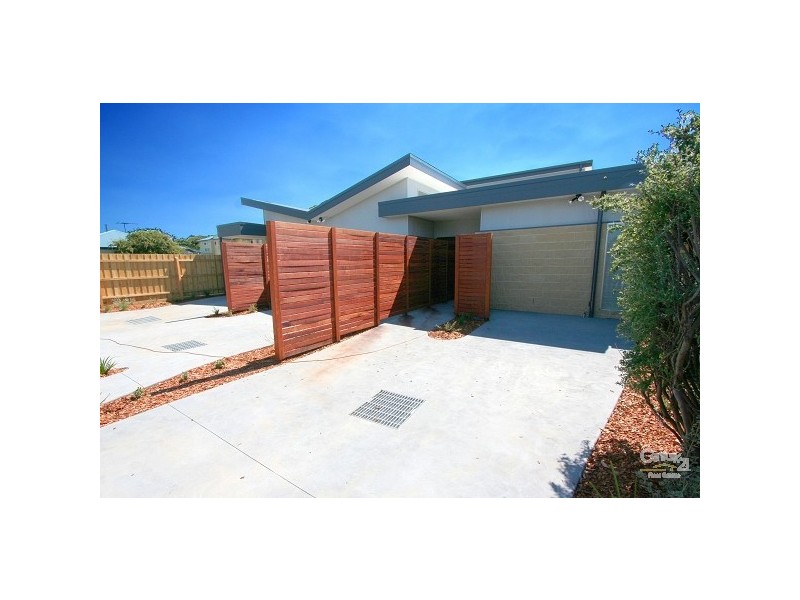 1/8 Albert Street, Hastings VIC 3915