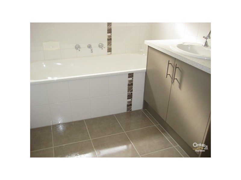 4/6 Point Road, Crib Point VIC 3919