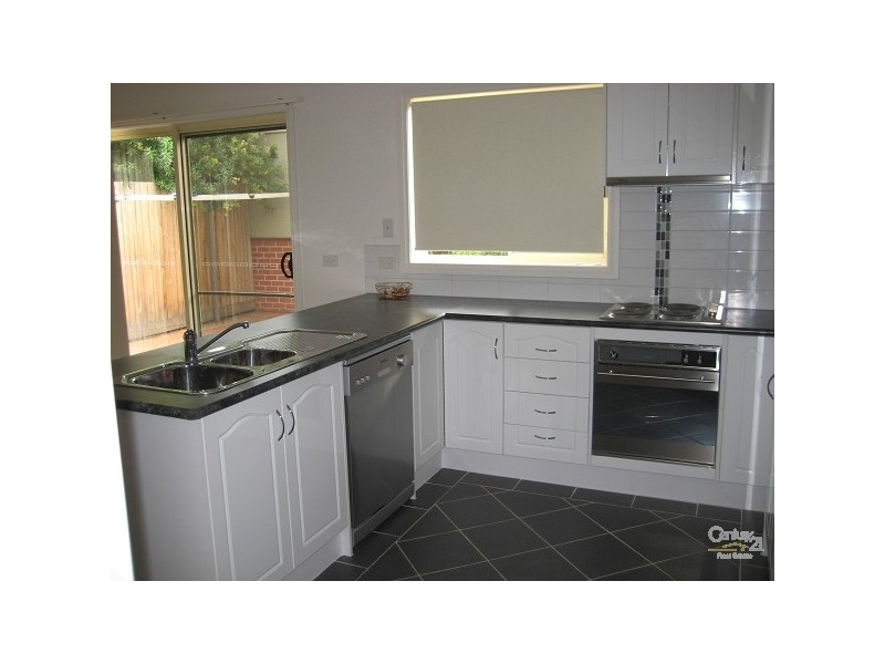 2/3 Elizabeth Street, Hastings VIC 3915