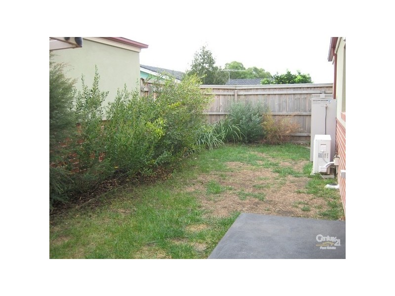 2/3 Elizabeth Street, Hastings VIC 3915