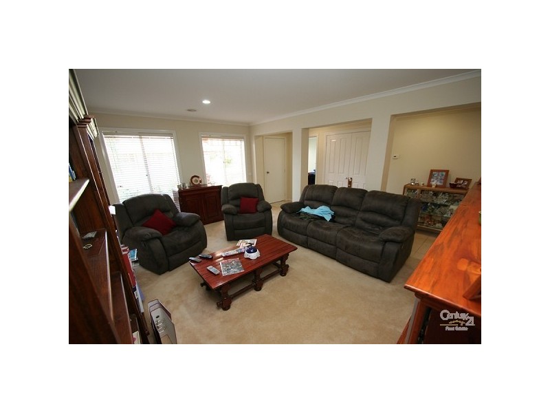 5 Kuan Yin Place, Hastings VIC 3915