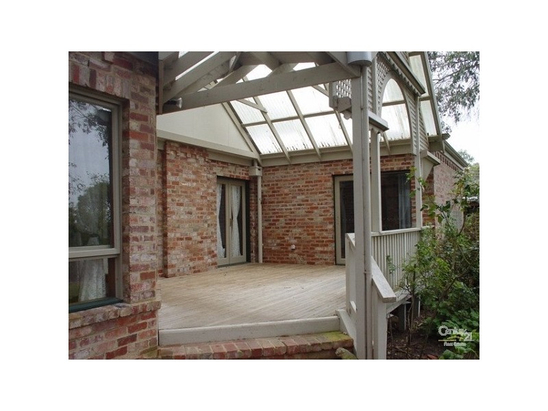 6 Vale Street, Bittern VIC 3918