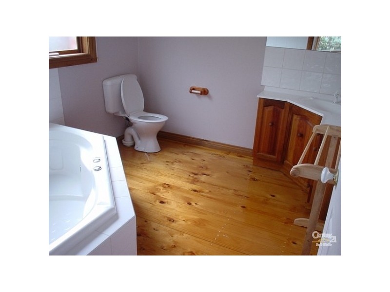 6 Vale Street, Bittern VIC 3918