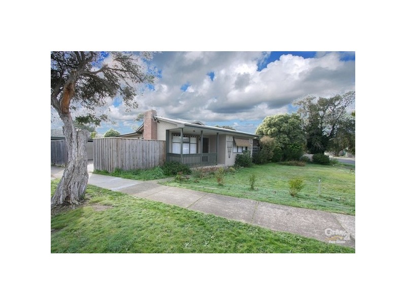 6 Dennis Street, Tyabb VIC 3913