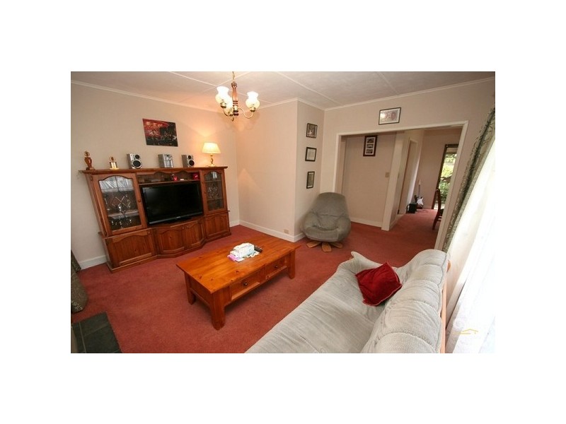 6 Dennis Street, Tyabb VIC 3913