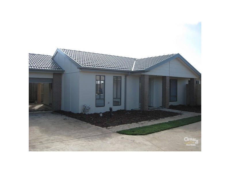 4/242 Hodgins Road, Hastings VIC 3915