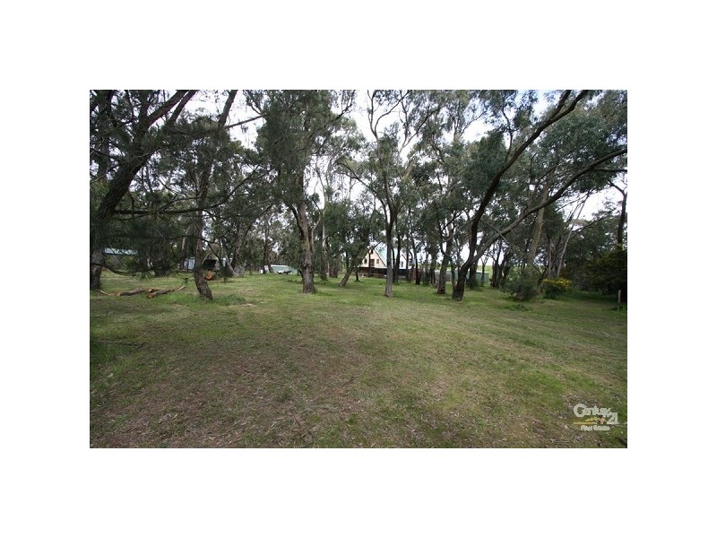 31 Bullecourt Road, Bittern VIC 3918