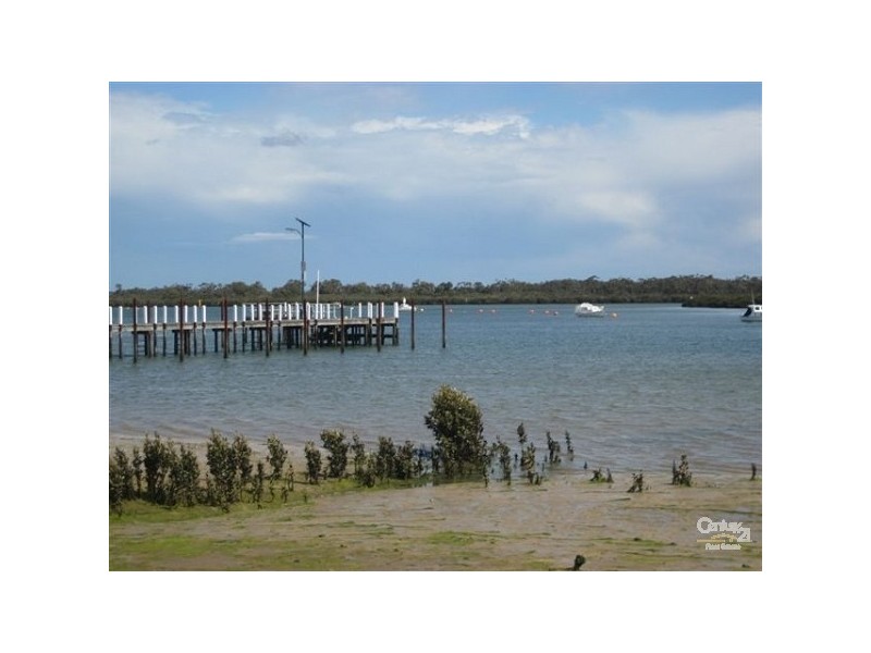 16 Iluka Street, Warneet VIC 3980