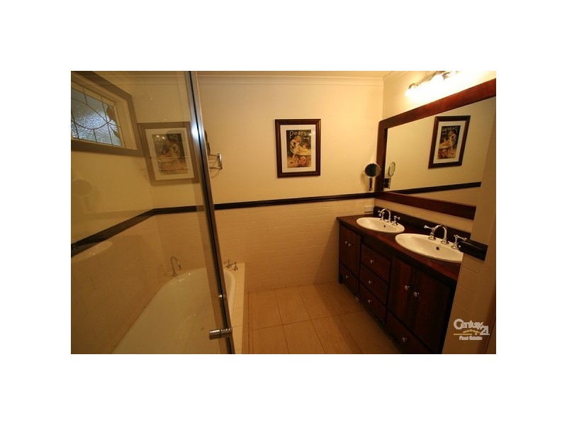 2 Pettit Street, Crib Point VIC 3919