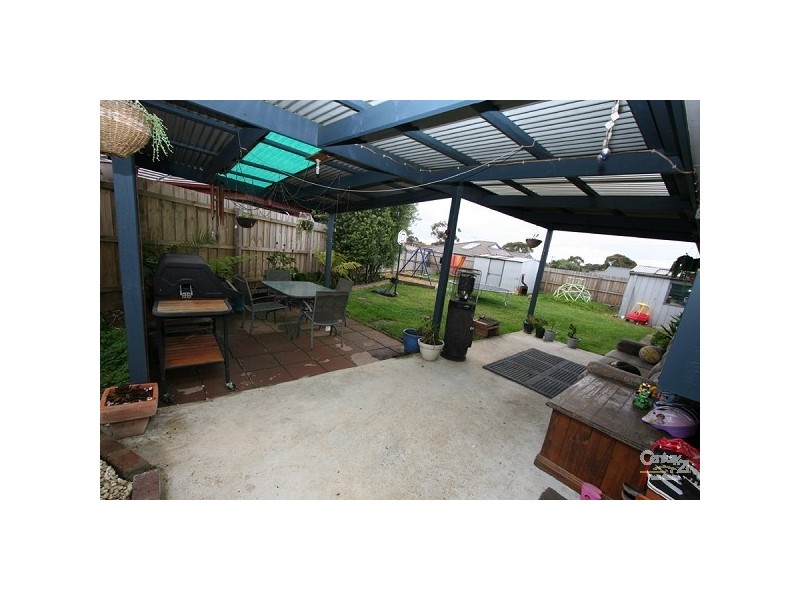 14 Duchess Court, Hastings VIC 3915