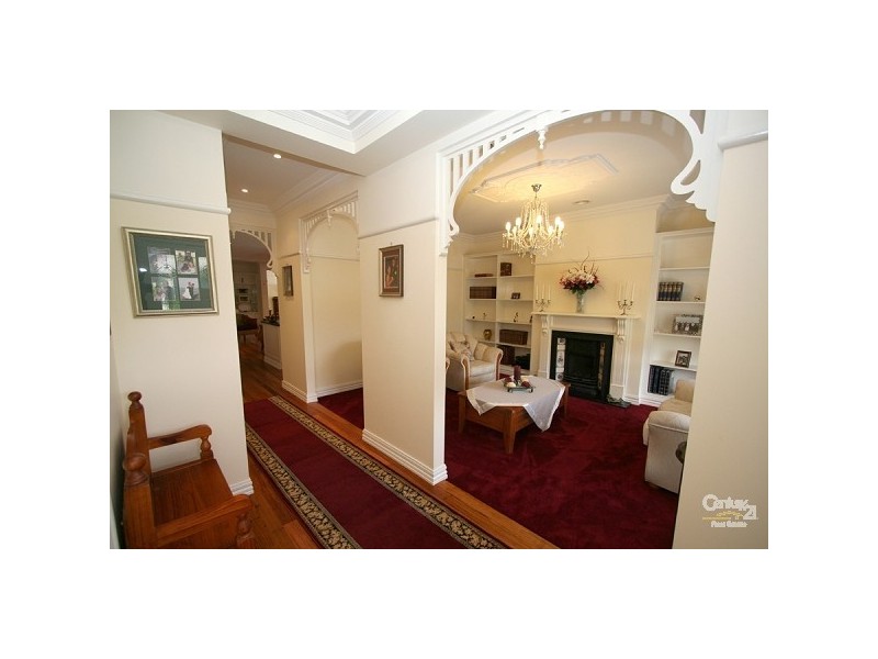 8 Kuan Yin Place, Hastings VIC 3915