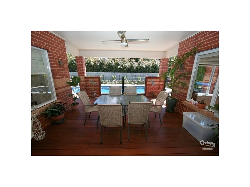 8 Kuan Yin Place, Hastings VIC 3915