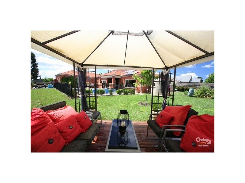 8 Kuan Yin Place, Hastings VIC 3915