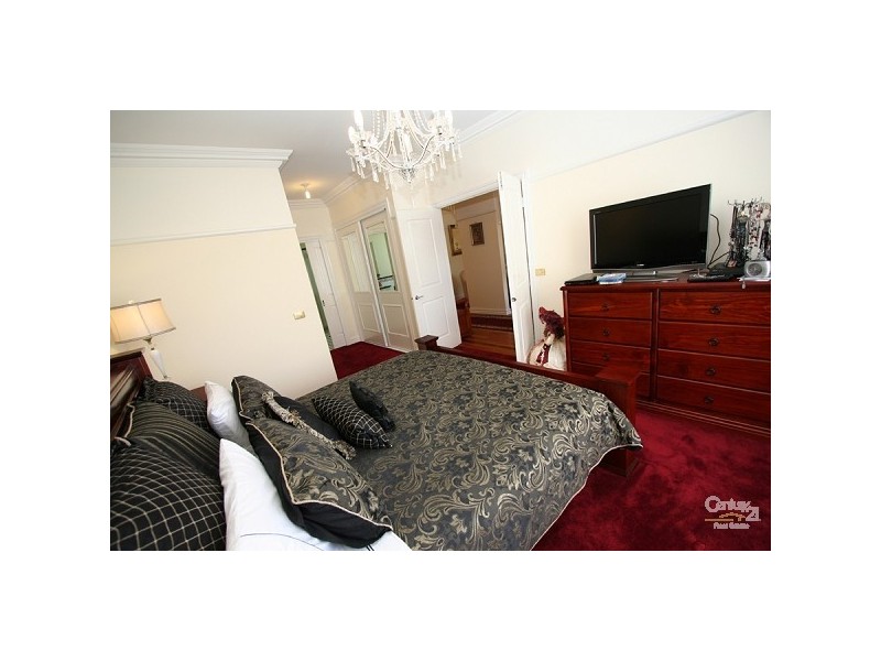 8 Kuan Yin Place, Hastings VIC 3915