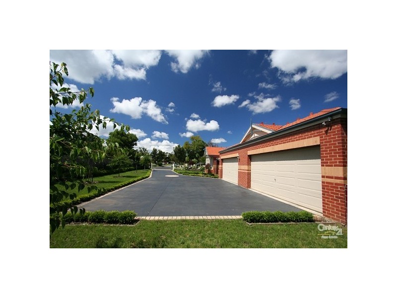 8 Kuan Yin Place, Hastings VIC 3915