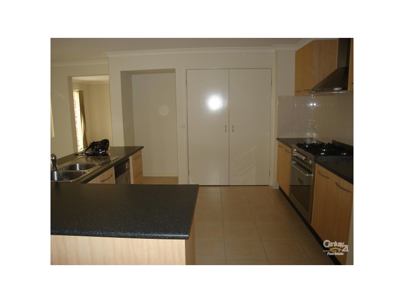 16 Rosemary Drive, Hastings VIC 3915