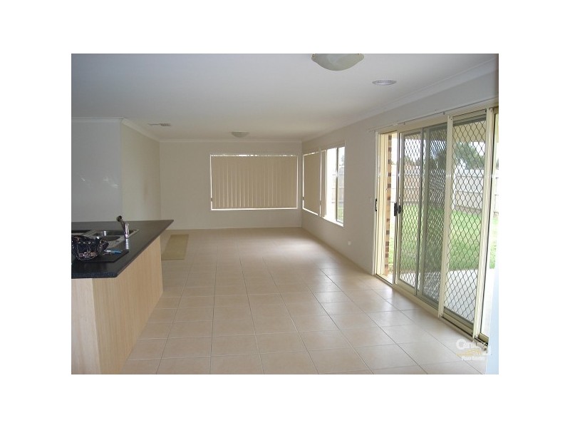 16 Rosemary Drive, Hastings VIC 3915