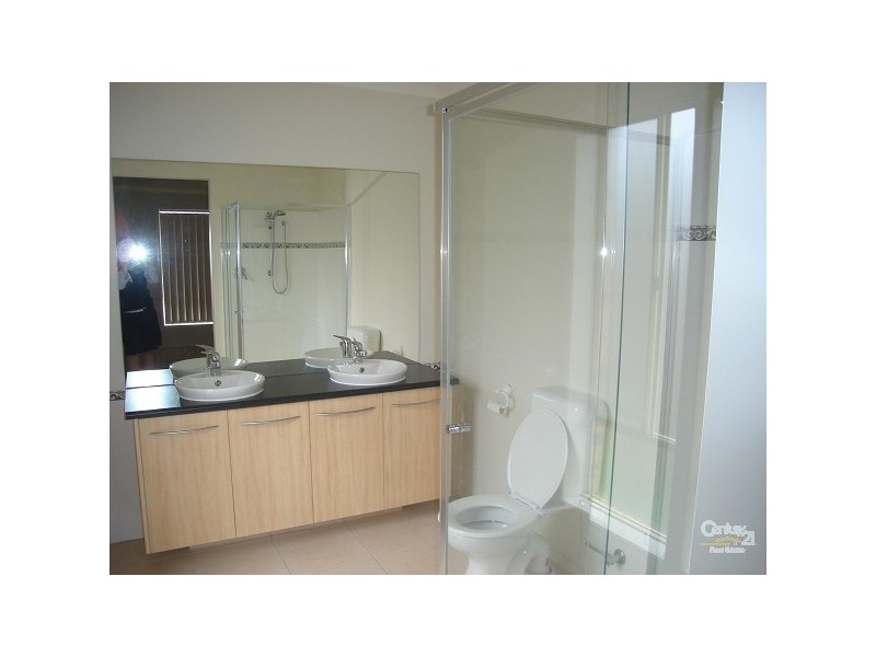 16 Rosemary Drive, Hastings VIC 3915