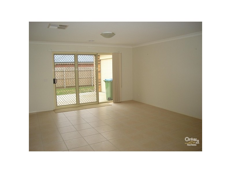 16 Rosemary Drive, Hastings VIC 3915