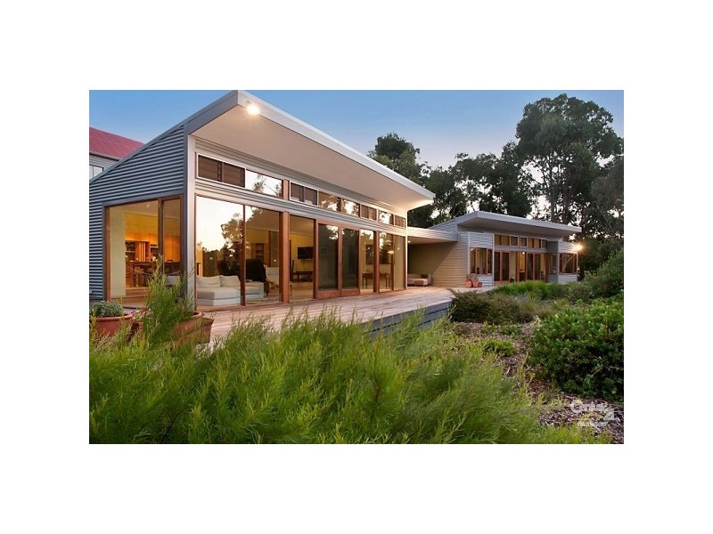 84 South Beach Road, Somers VIC 3927