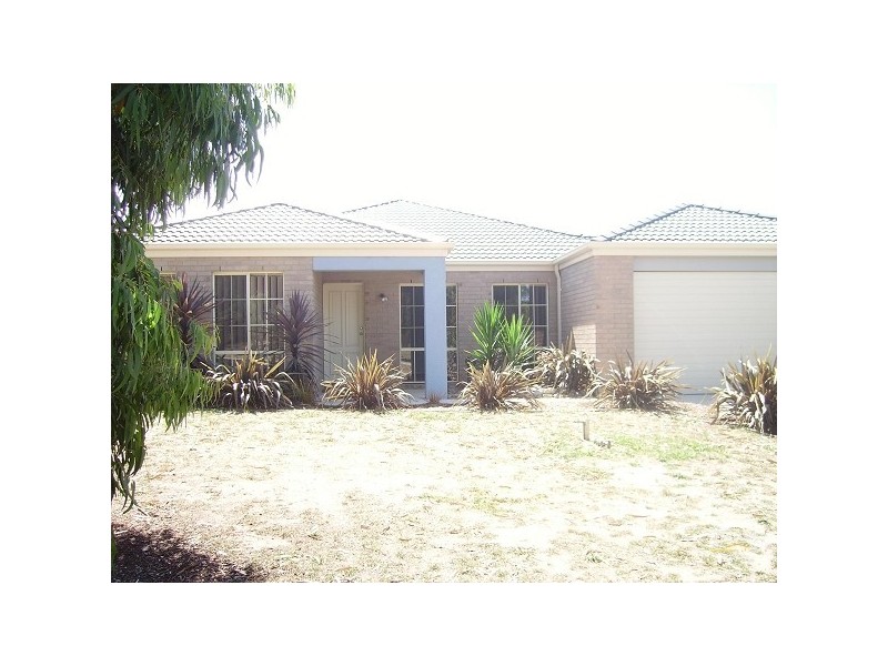 15 Kuan Yin Place, Hastings VIC 3915