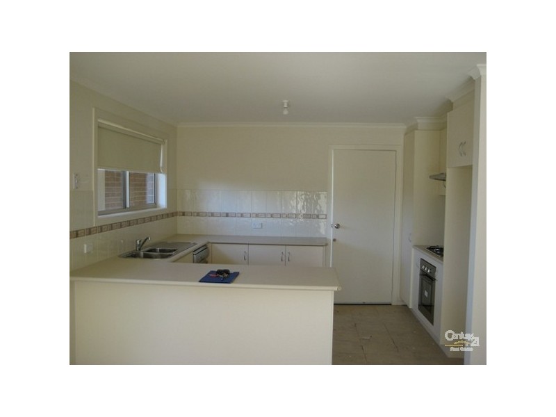 3/3 Victoria Street, Hastings VIC 3915