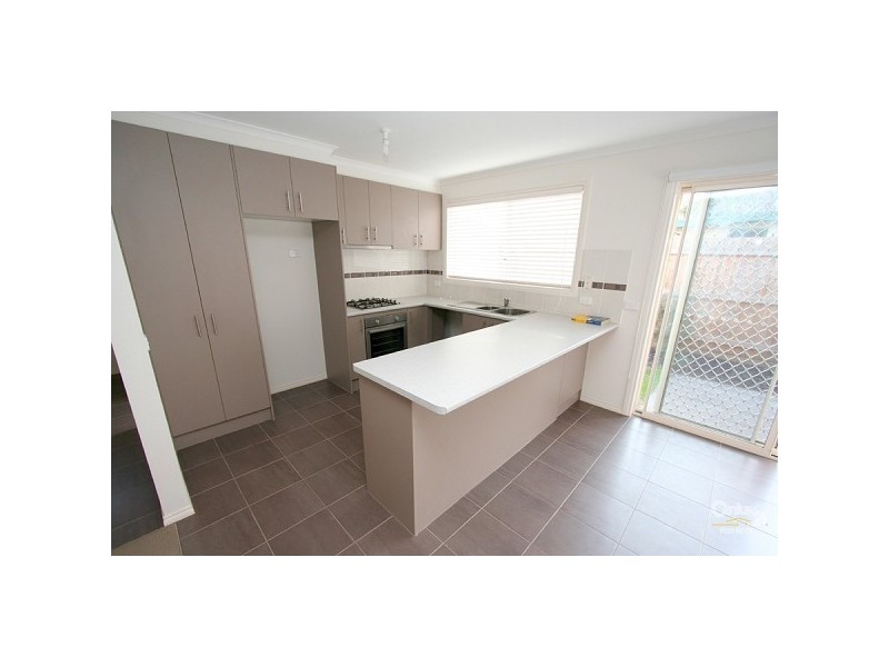 2/335 Stony Point Road, Crib Point VIC 3919