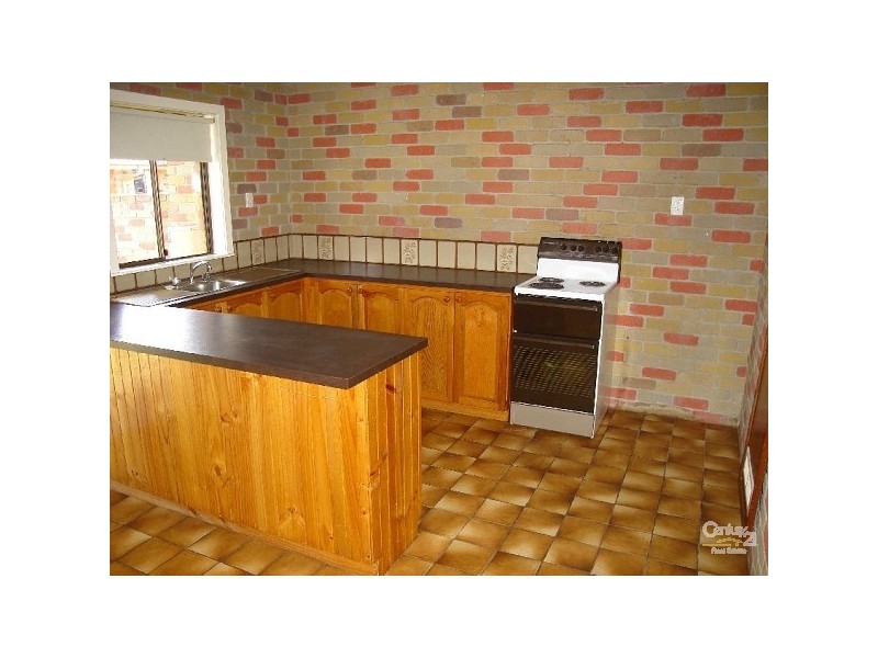 3/2 Simon Street, Hastings VIC 3915