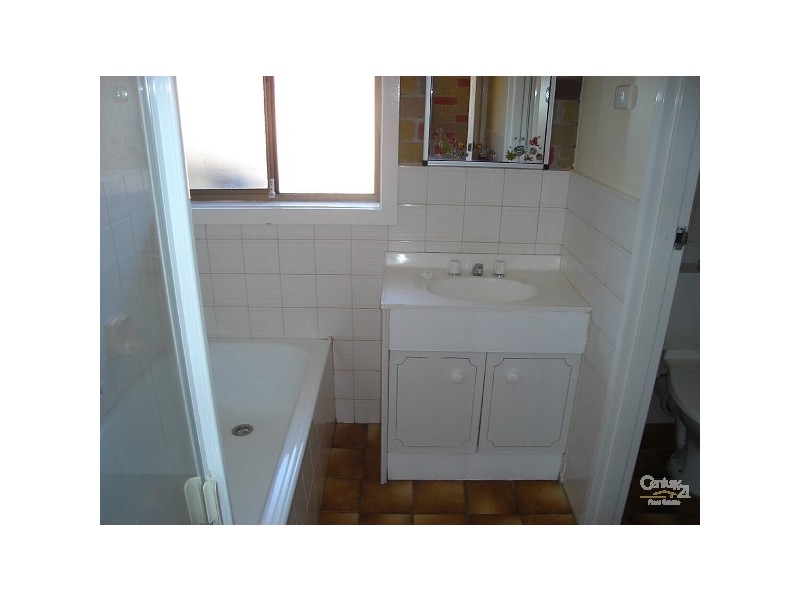 3/2 Simon Street, Hastings VIC 3915