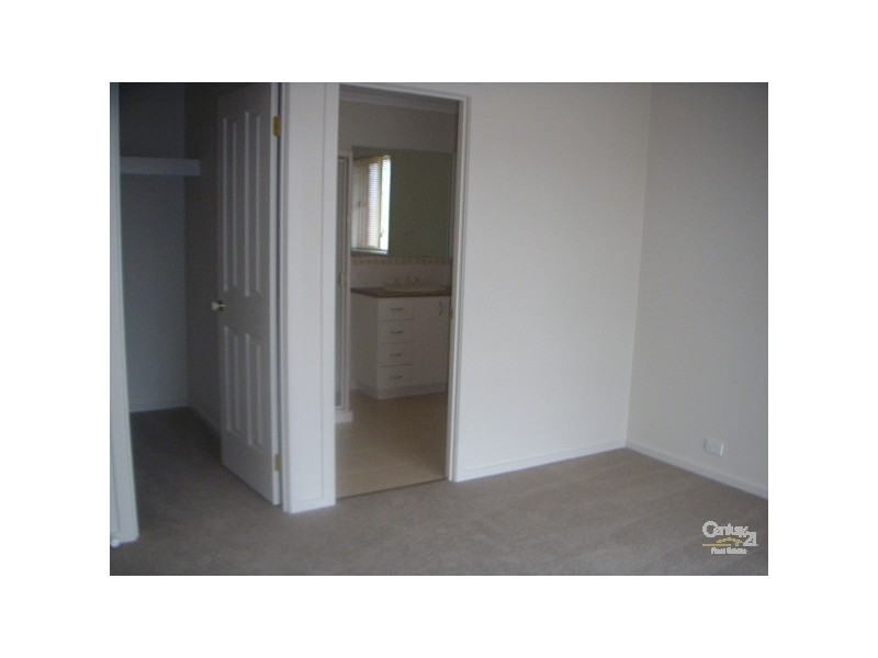 15 Melaleuca Drive, Hastings VIC 3915