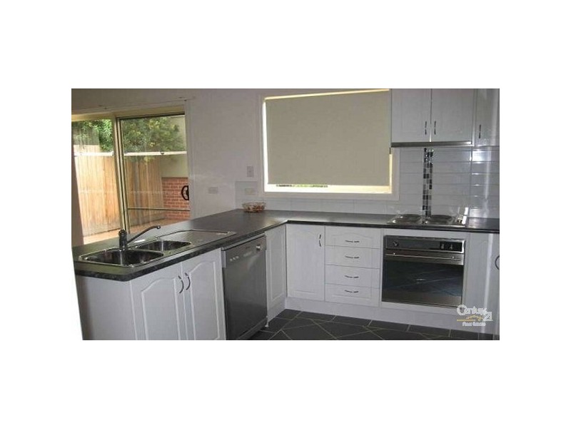 2/3 Elizabeth Street, Hastings VIC 3915