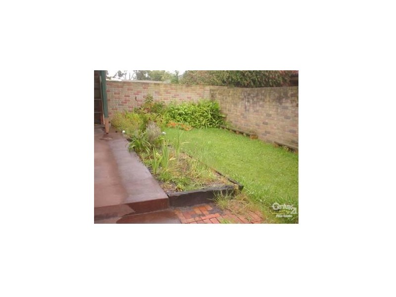 2/2 Simon Street, Hastings VIC 3915