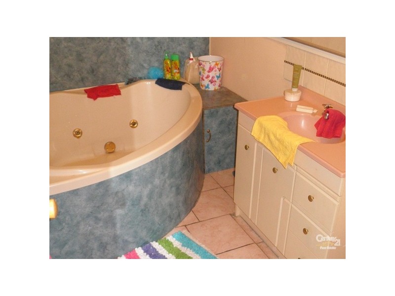 2 Morton Crescent, Bittern VIC 3918