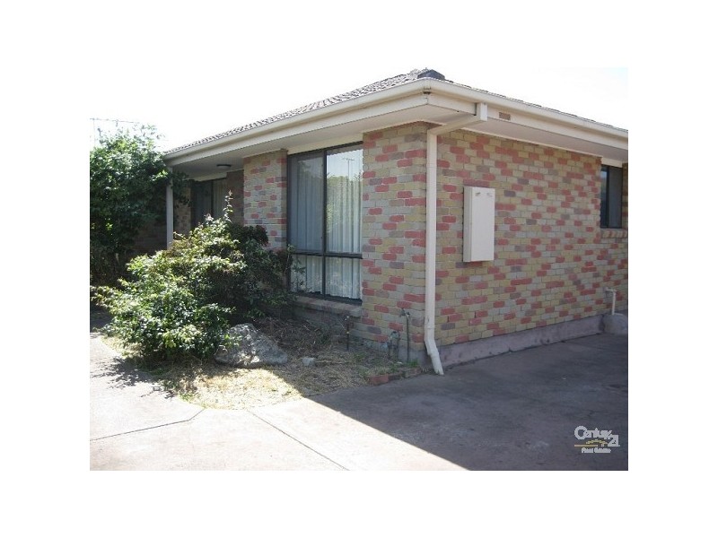 2/2 Simon Street, Hastings VIC 3915