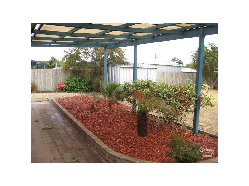 5 Cedar Drive, Hastings VIC 3915