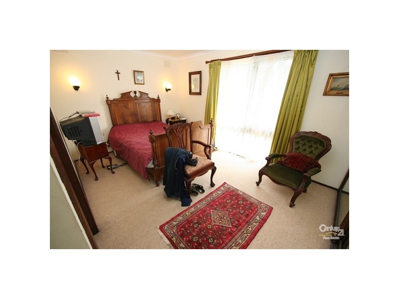 5 SUDHOLZ STREET, Bittern VIC 3918