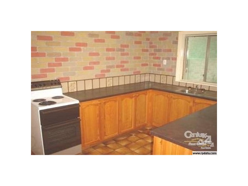 2/2 Simon Street, Hastings VIC 3915