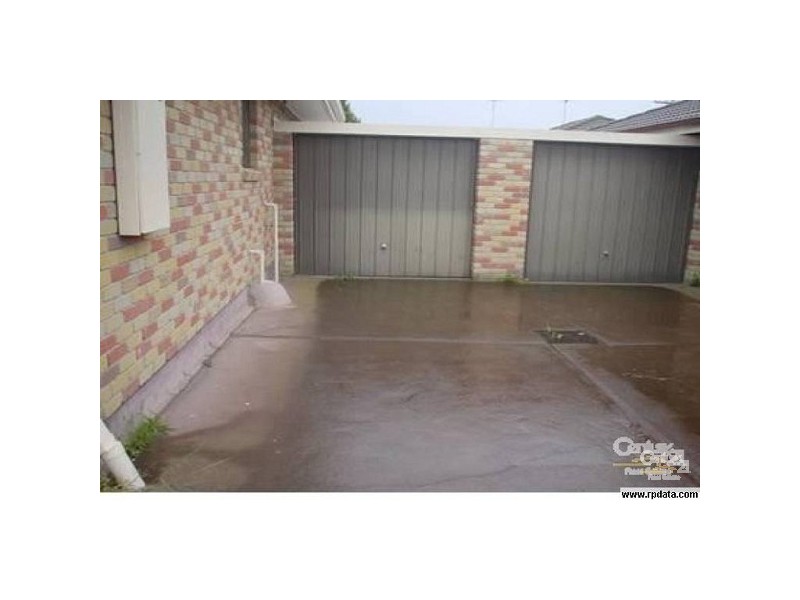 2/2 Simon Street, Hastings VIC 3915