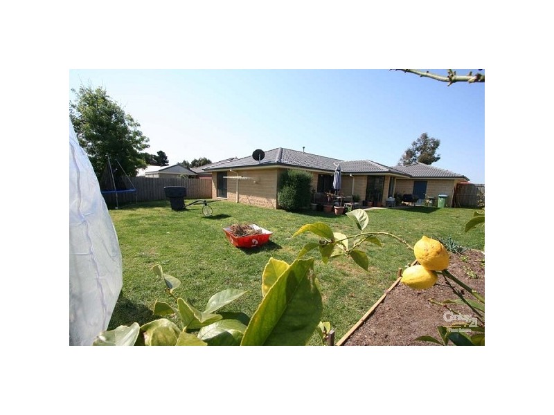 12 Shakti Place, Hastings VIC 3915