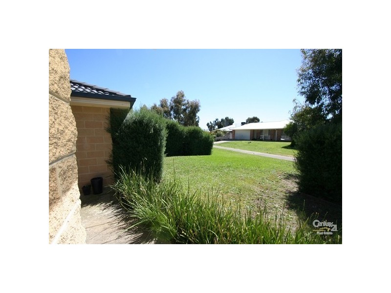 12 Shakti Place, Hastings VIC 3915