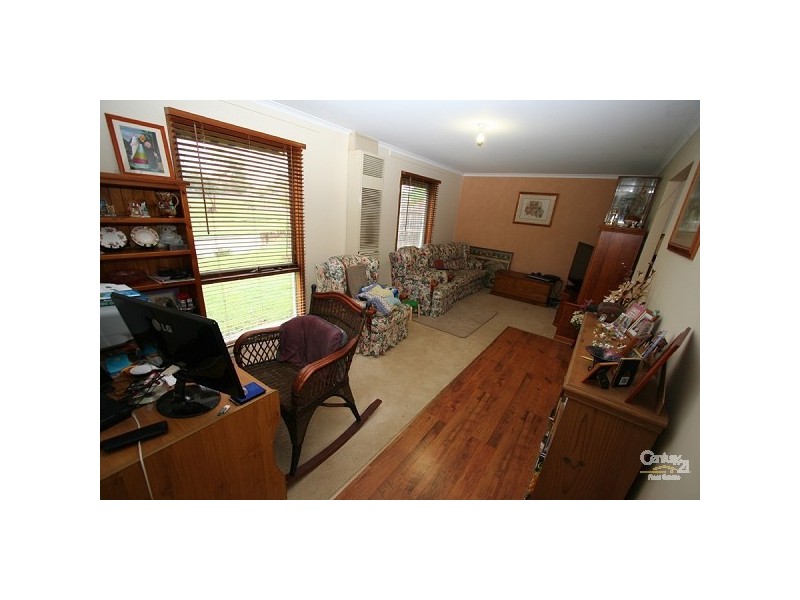 37 DEANSWOOD DRIVE, Somerville VIC 3912