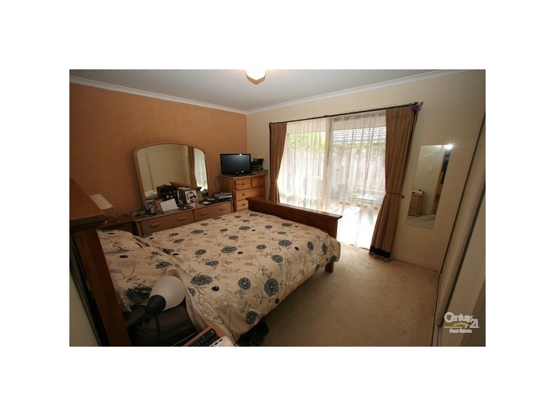 37 DEANSWOOD DRIVE, Somerville VIC 3912